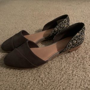 Like new Tom’s half-cheetah flats